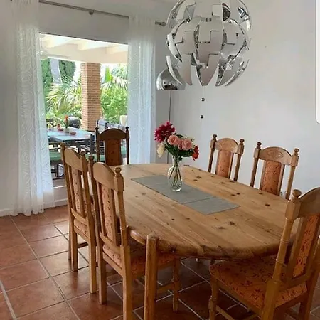 De La Salud Villa